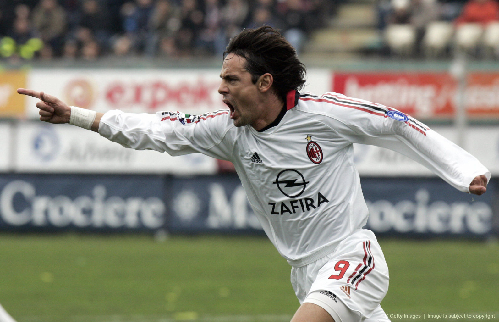 12亿美元 12亿美元