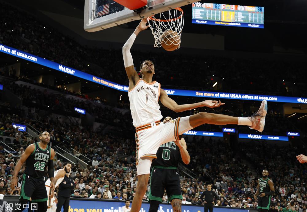 展现了狼队 展现了狼队