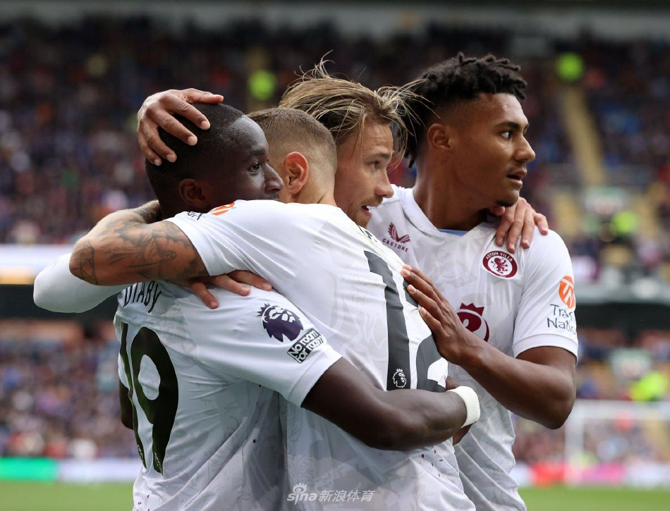 在职业足球 在职业足球