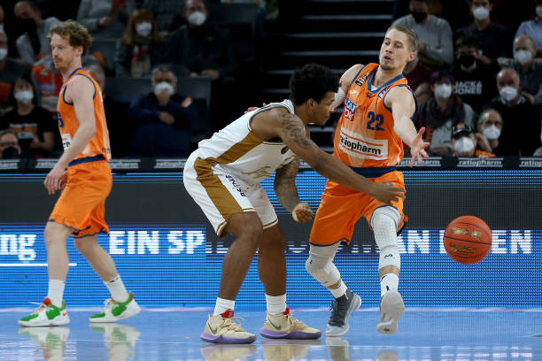 姆拉德诺维 姆拉德诺维