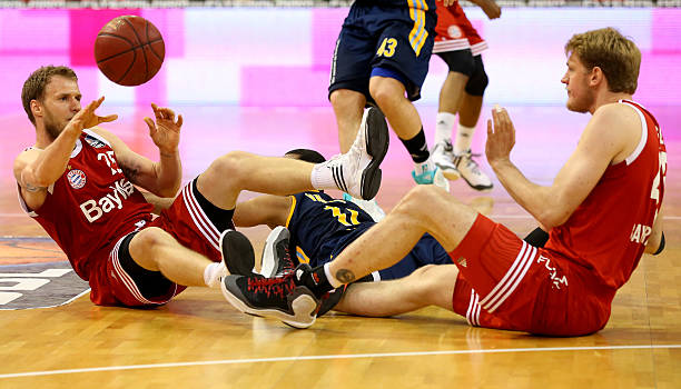 踏上赛场 踏上赛场